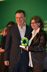 HOMENAGEM